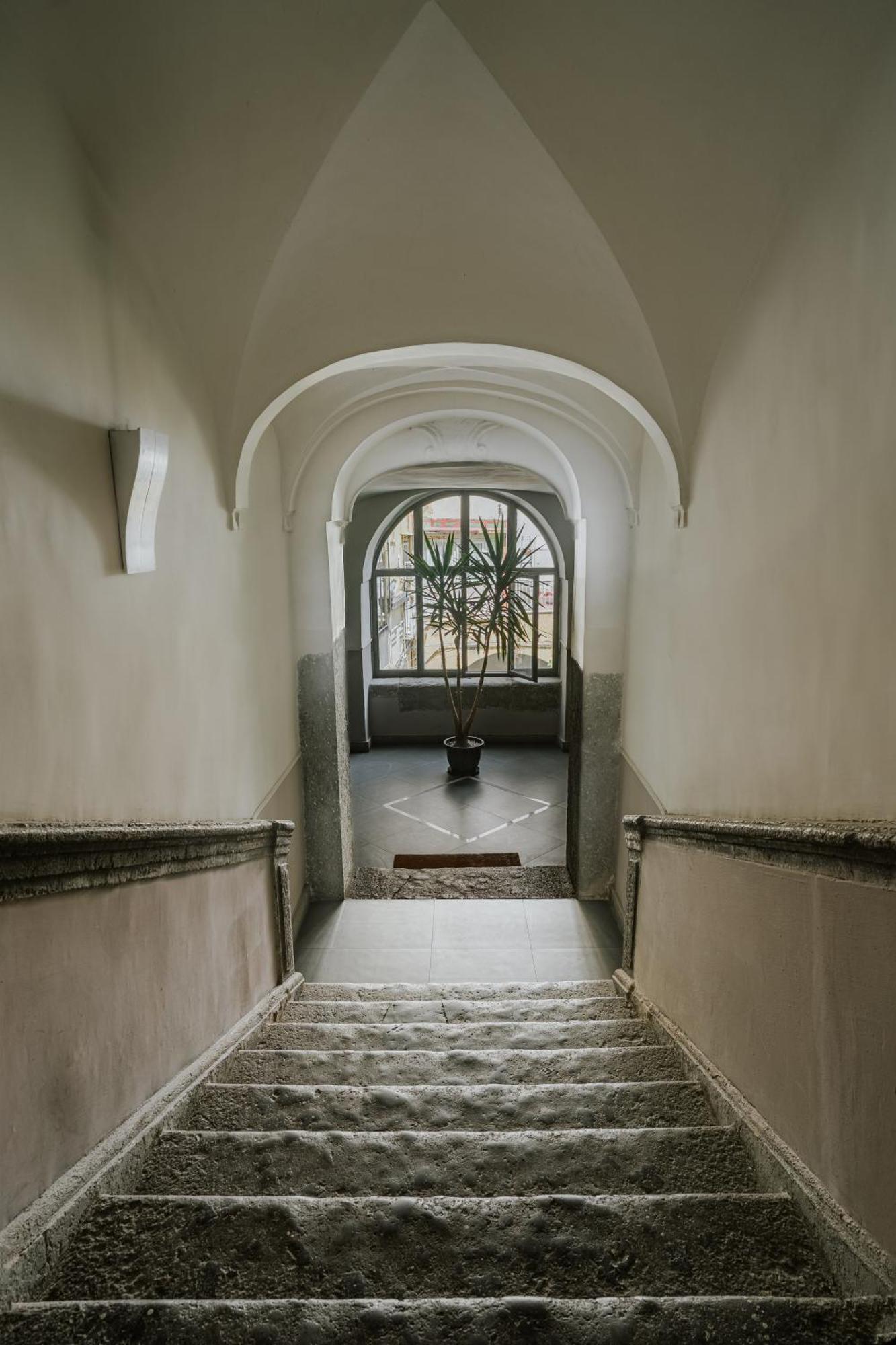 La Bella Vita Luxury Apartament And Travel Solution Napoli Eksteriør billede