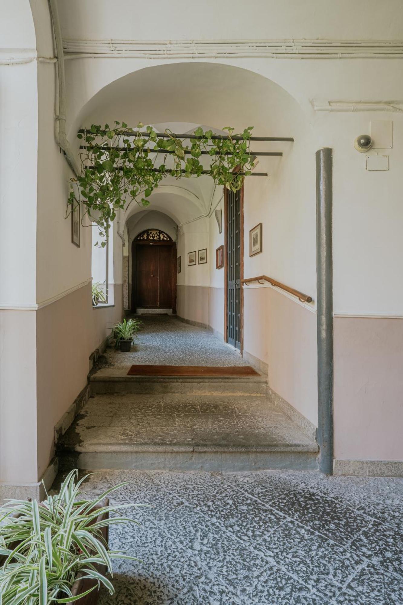 La Bella Vita Luxury Apartament And Travel Solution Napoli Eksteriør billede