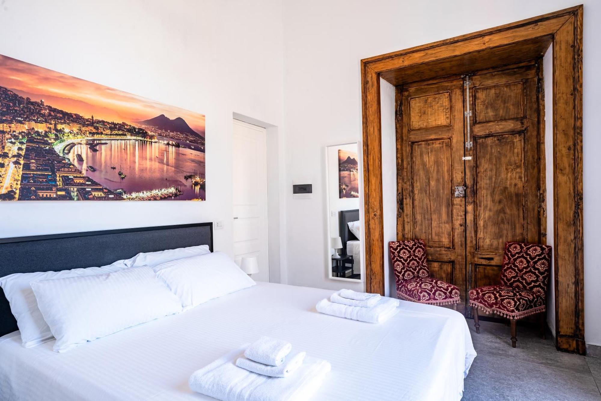 La Bella Vita Luxury Apartament And Travel Solution Napoli Eksteriør billede