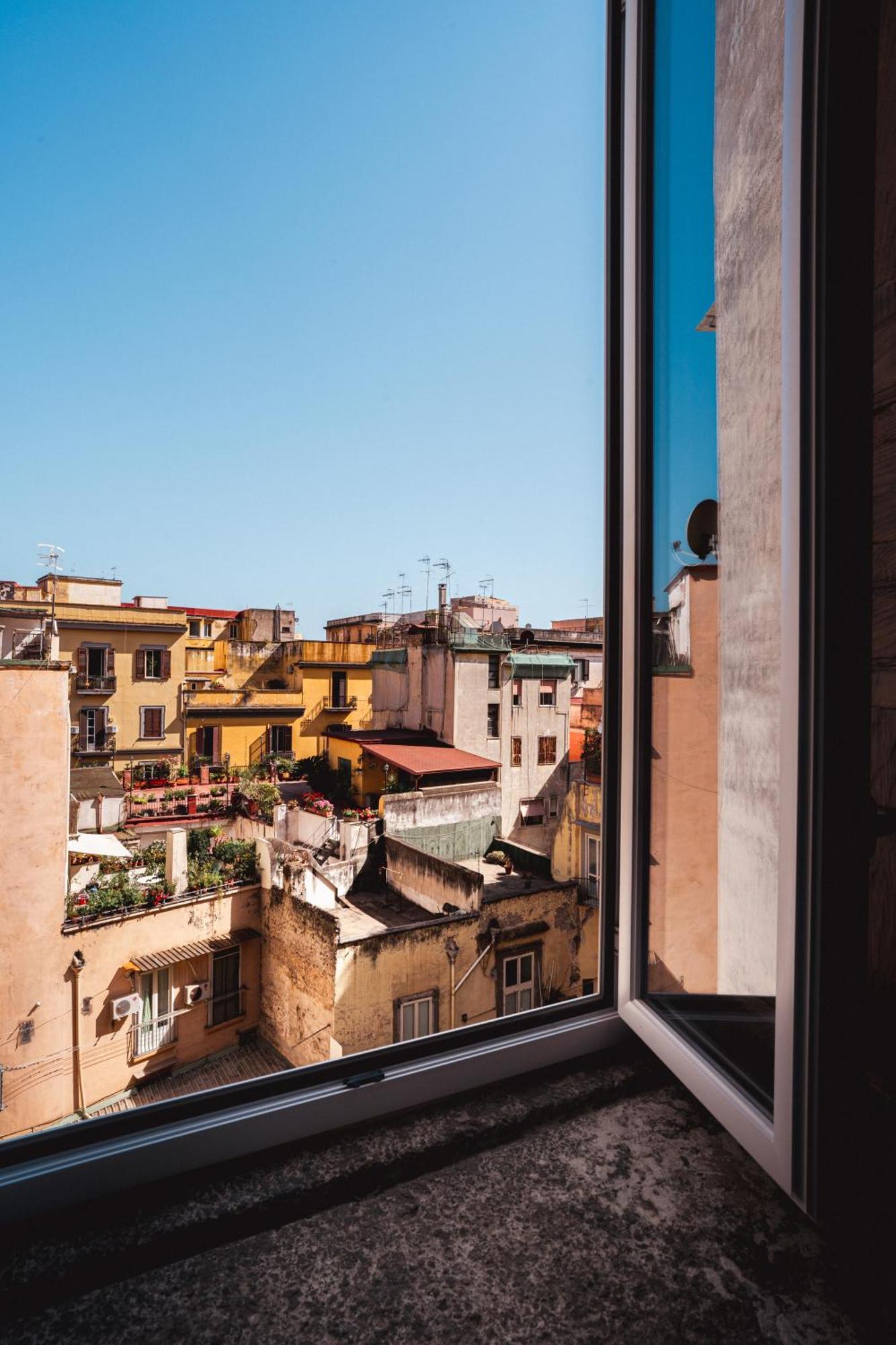La Bella Vita Luxury Apartament And Travel Solution Napoli Eksteriør billede