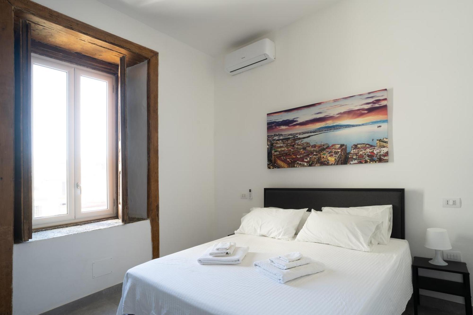 La Bella Vita Luxury Apartament And Travel Solution Napoli Eksteriør billede