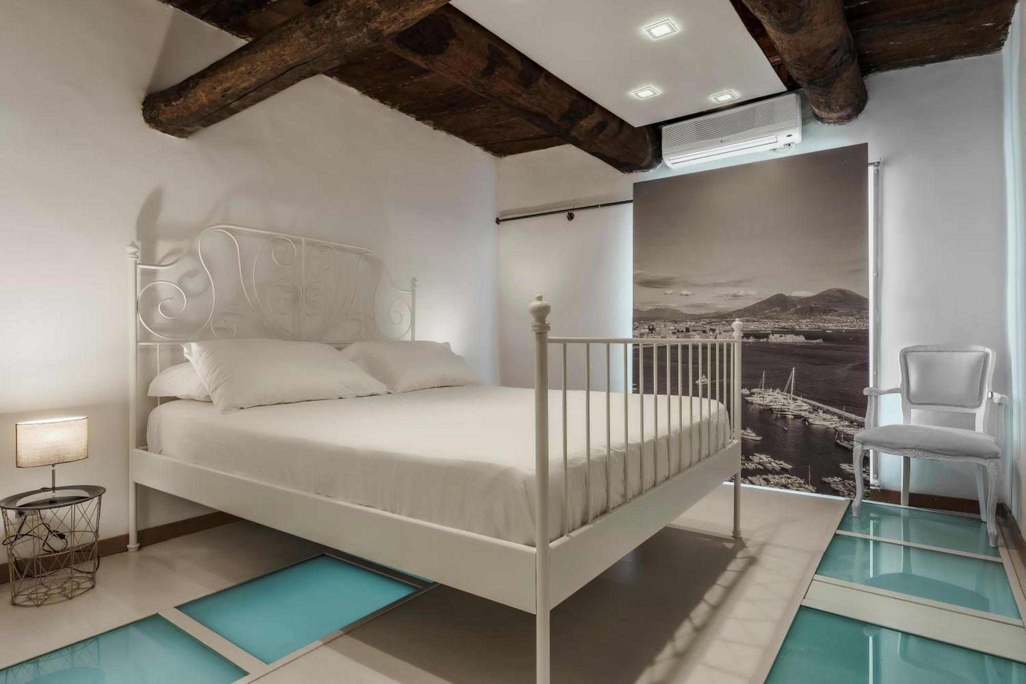 La Bella Vita Luxury Apartament And Travel Solution Napoli Eksteriør billede
