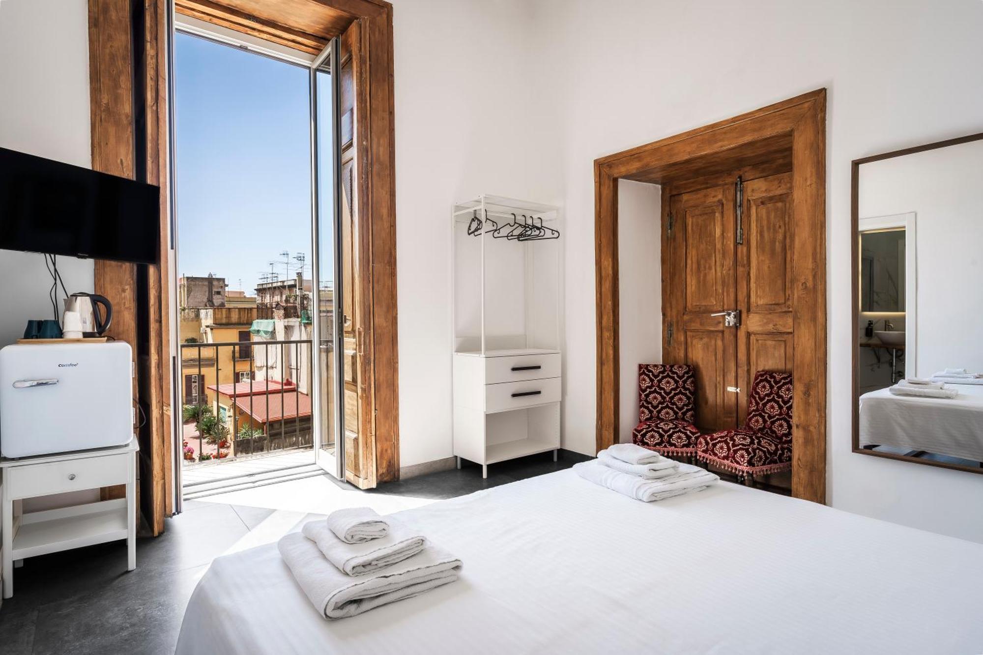 La Bella Vita Luxury Apartament And Travel Solution Napoli Eksteriør billede